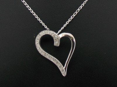 925 HEART PENDANT + CHAIN