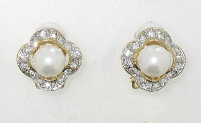 TWO/TONE CRYSTAL WITH PEARL EARRINGS