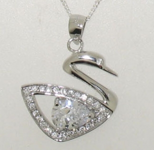 STERLING SILVER PENDANT.