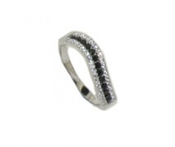 925 STERLING SILVER RING.