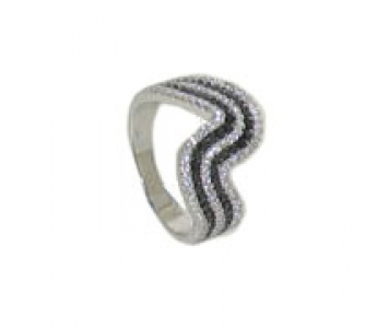 925 STERLING SILVER RING.