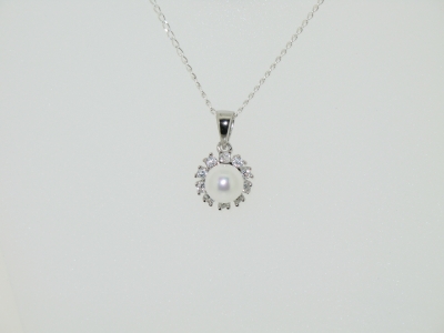 925 STERLING SILVER PENDANT.