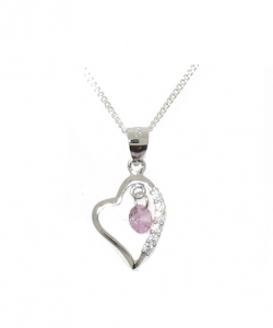 925 HEART PENDANT AND CHAIN.