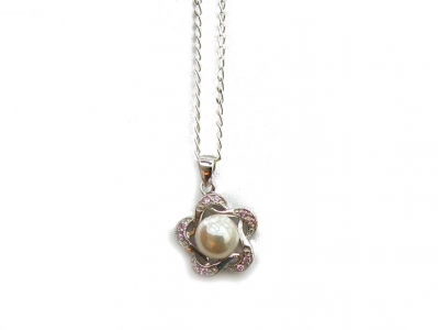 925 PEARL AND CZ PENDANT.