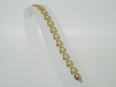 LINKED BRACELET