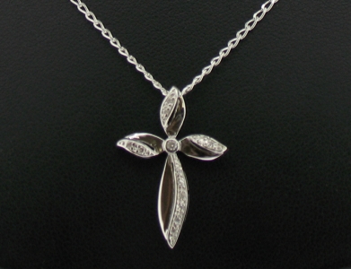 925 MODERN STYLE CROSS PENDANT + CHAIN